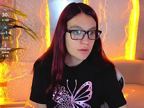 stefania tp online show from March 18, 1:36 pm