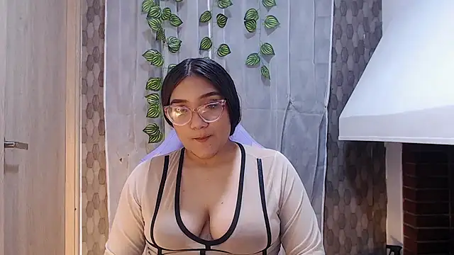 Snapshot of anyela_donecm chatting on April 1, 7:33 pm anyela donecm online show from April 1, 7:33 pm