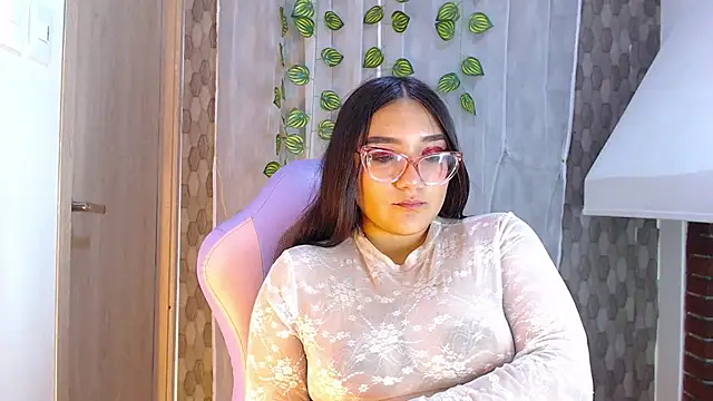 anyela donecm online show from April 30, 7:31 pm