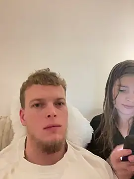 Snapshot of Dencchikk22 chatting on March 9, 9:52 pm Dencchikk22 online show from March 9, 9:52 pm