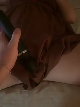 Snapshot of couplefuckeries chatting on March 19, 10:25 pm couplefuckeries online show from March 19, 10:25 pm