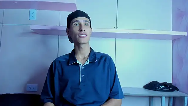 Thiagoduarte  online show from February 28, 11:44 am