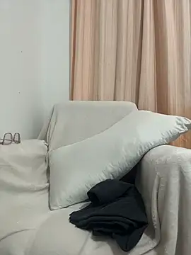 Snapshot of paula_p07 chatting on March 24, 10:09 am paula p07 online show from March 24, 10:09 am