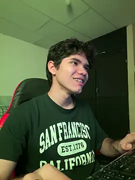 Snapshot of Camii_pink chatting on March 26, 4:12 pm Camii pink online show from March 26, 4:12 pm