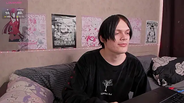 maximcumtasty online show from March 8, 10:30 am