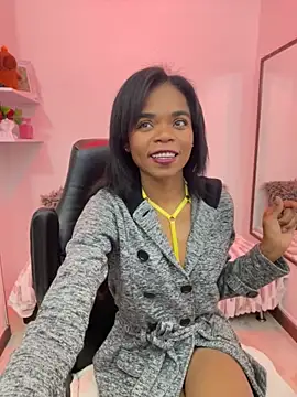 Snapshot of camila_avila chatting on March 11, 3:56 am camila avila online show from March 11, 3:56 am