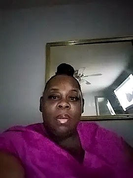 Snapshot of Pinkchocolatebbw chatting on March 23, 5:44 am Pinkchocolatebbw online show from March 23, 5:44 am