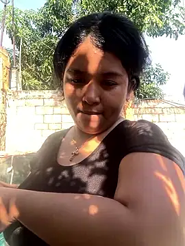 Snapshot of emi_li82 chatting on March 30, 10:22 pm emi li82 online show from March 30, 10:22 pm