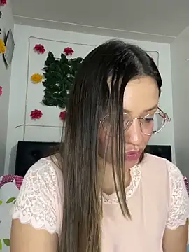 Snapshot of Laihafire02 chatting on March 26, 2:33 pm Laihafire02 online show from March 26, 2:33 pm