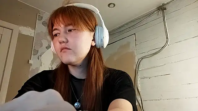 DinaFirebird online show from March 2, 6:36 am