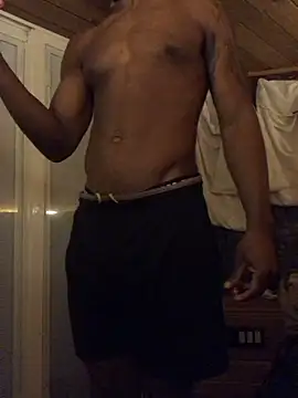 Snapshot of EricSwainn901 chatting on March 17, 9:34 am EricSwainn901 online show from March 17, 9:34 am