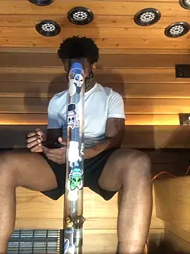 Snapshot of EricSwainn901 chatting on March 30, 1:39 am EricSwainn901 online show from March 30, 1:39 am