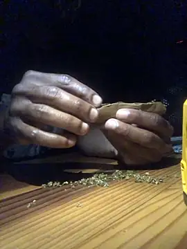 Snapshot of EricSwainn901 chatting on April 1, 4:02 am EricSwainn901 online show from April 1, 4:02 am