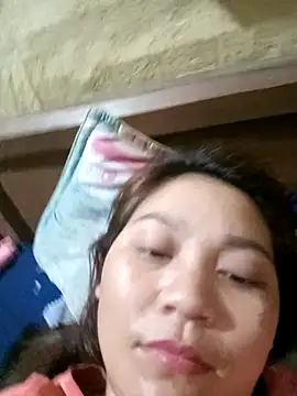 Linhna20 online show from March 19, 6:34 pm