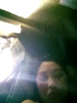 Linhna20 online show from April 2, 3:42 pm