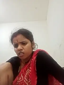 Hot chani online show from May 16, 6:39 pm