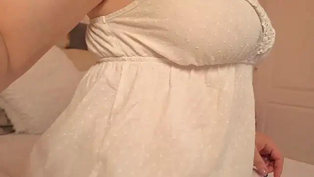 EmmaSeductionX online show from April 30, 3:02 am