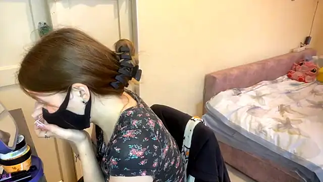 Snapshot of TracyDenoon chatting on March 24, 2:11 pm TracyDenoon online show from March 24, 2:11 pm