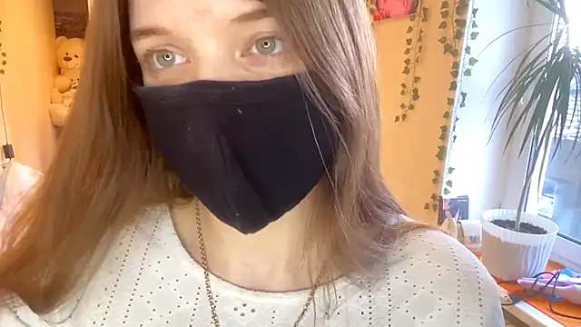 Snapshot of TracyDenoon chatting on March 30, 2:07 pm TracyDenoon online show from March 30, 2:07 pm