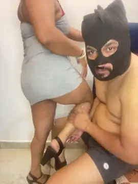 Snapshot of Dirty_pair chatting on April 2, 9:51 am Dirty pair online show from April 2, 9:51 am