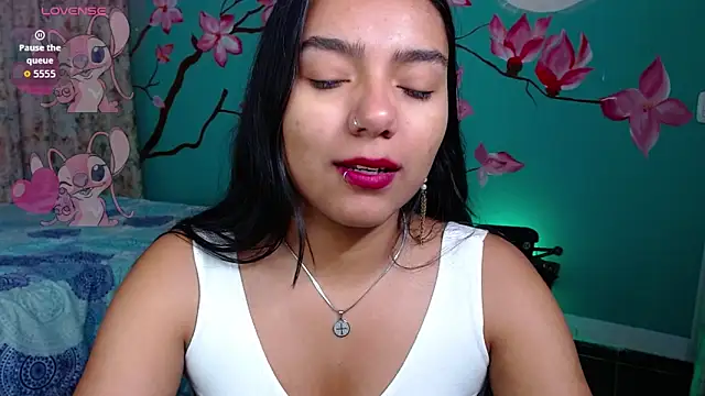 Snapshot of NoelleVireaux chatting on March 24, 11:26 am NoelleVireaux online show from March 24, 11:26 am