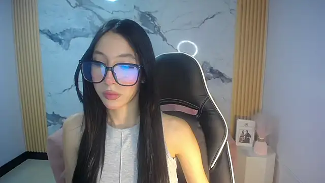 Snapshot of Roma_ch1 chatting on March 7, 12:46 pm Roma ch1 online show from March 7, 12:46 pm