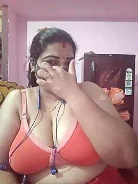 Snapshot of tamil_lathikaaa chatting on May 1, 5:06 pm tamil lathikaaa online show from May 1, 5:06 pm