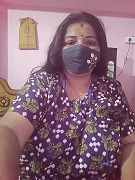 Snapshot of tamil_lathikaaa chatting on May 2, 9:42 pm tamil lathikaaa online show from May 2, 9:42 pm