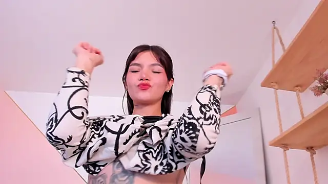 Snapshot of steff_gil chatting on March 24, 10:37 pm steff gil online show from March 24, 10:37 pm