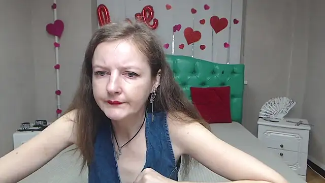 MeganPirs online show from March 31, 5:30 am