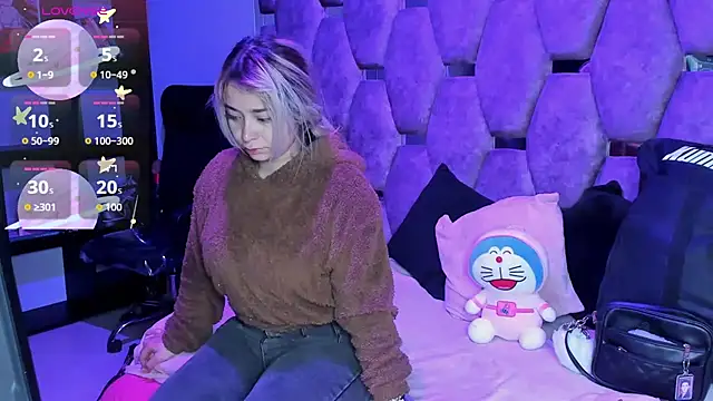 Snapshot of Maky_Coss chatting on March 13, 12:56 pm Maky Coss online show from March 13, 12:56 pm