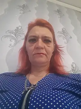 Belowa7364 online show from May 7, 6:08 am