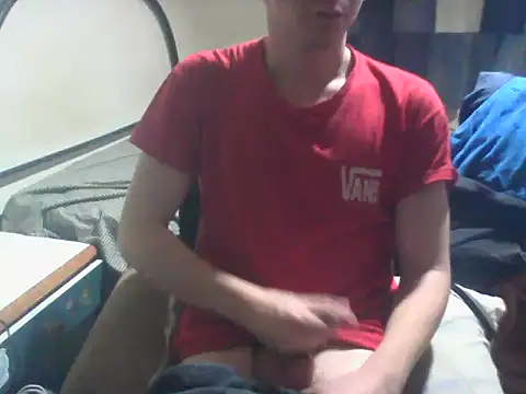 Snapshot of baddboy19 chatting on June 4, 2:17 am baddboy19 online show from June 4, 2:17 am