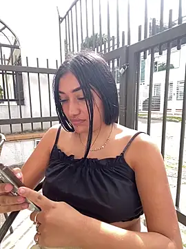 Snapshot of GeorgiaPink_ chatting on April 2, 8:06 pm GeorgiaPink online show from April 2, 8:06 pm