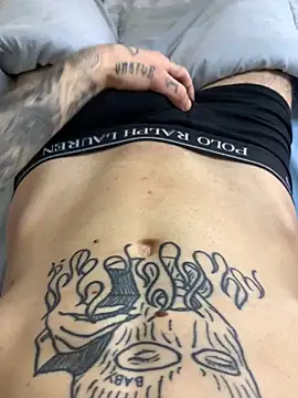 IamAlexei online show from April 3, 9:18 am