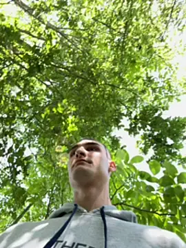 IamAlexei online show from May 17, 1:29 pm