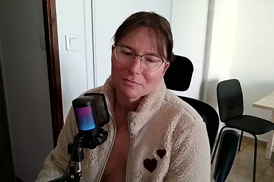 Jessica hotTime online show from April 2, 8:12 am