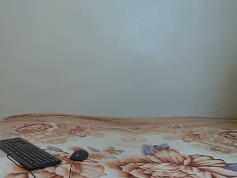 Snapshot of Freakycandy02 chatting on March 8, 8:34 pm Freakycandy02 online show from March 8, 8:34 pm