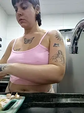 quemerayssa online show from March 4, 12:27 am