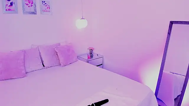 alessiaa7 online show from March 30, 11:44 am