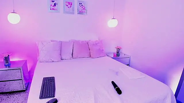 alessiaa7 online show from March 31, 11:43 am