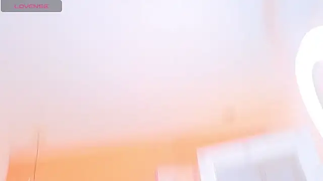 Snapshot of Kristen_black_T chatting on March 15, 12:44 pm Kristen black T online show from March 15, 12:44 pm