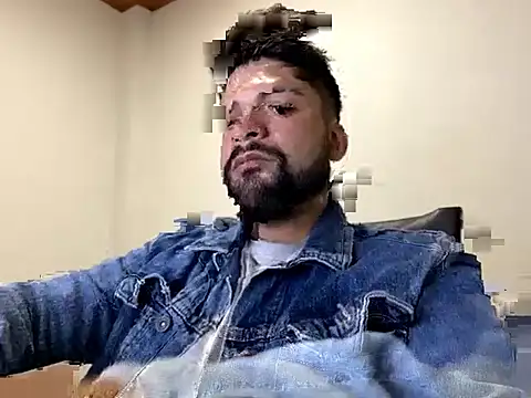 Snapshot of Zion_draftt chatting on April 27, 11:36 pm Zion draftt online show from April 27, 11:36 pm