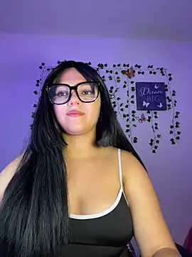 Snapshot of aurora_bela chatting on March 18, 3:42 am aurora bela online show from March 18, 3:42 am