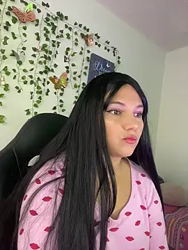 Snapshot of aurora_bela chatting on March 23, 12:20 pm aurora bela online show from March 23, 12:20 pm