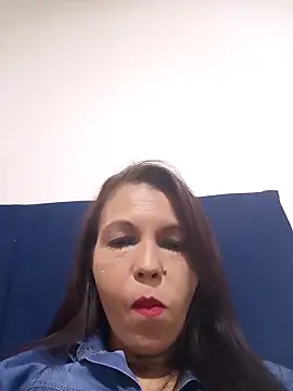 celeste kiss  online show from May 1, 2:05 am
