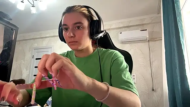 PluralPalaver online show from March 5, 7:15 am