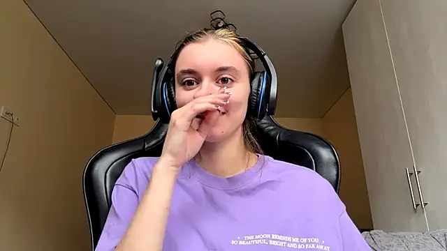 PluralPalaver online show from March 25, 7:03 am