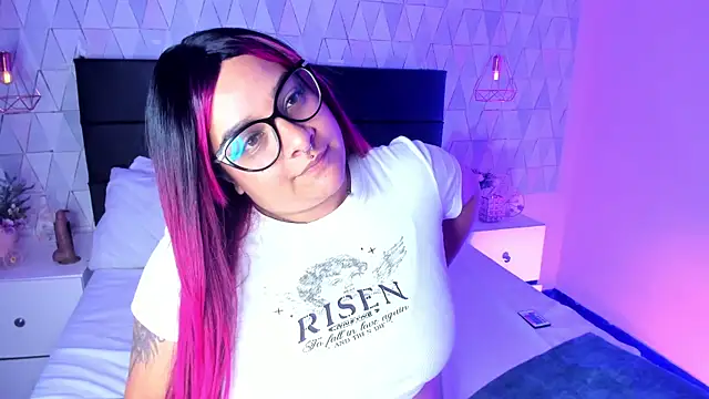 EmeelyMuller online show from June 23, 4:38 pm