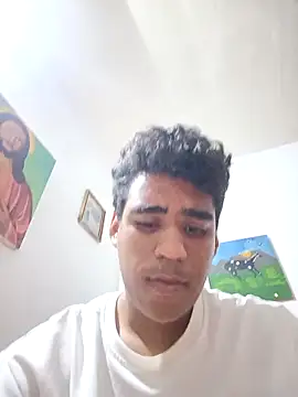 luis230436 online show from March 31, 4:35 am